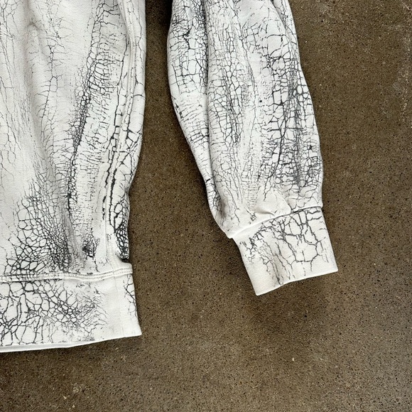 EUC lululemon perfectly oversized crew thread dye white black size 4 - Picture 8 of 10